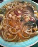 Porotos con riendas y longanizas