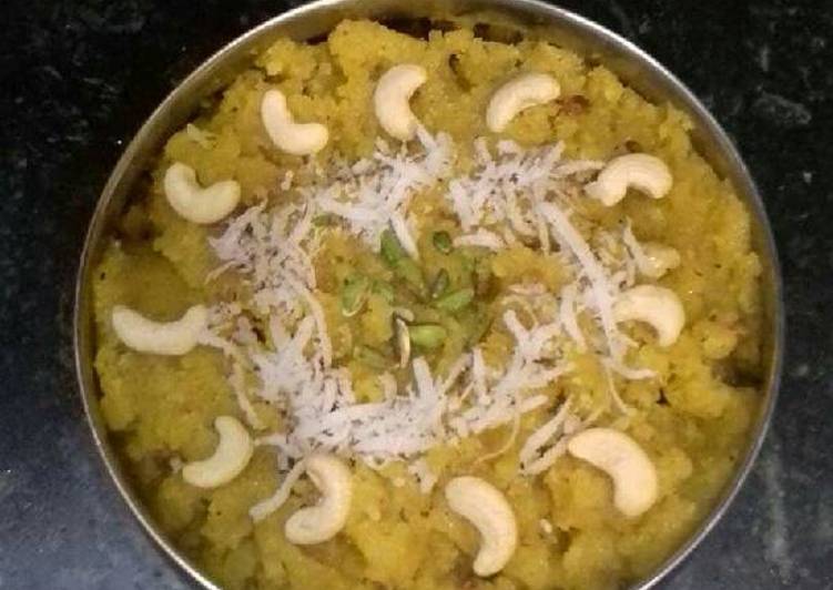 Kesari suji halwa