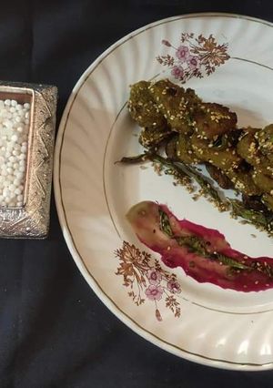 लौकी साबूदाना गट्टे /पतोड़े..... फलाहारी स्नेक।(lauki sabudana gatte,,falahari snac recipe in hindi) रेसिपी मुख्य फोटो