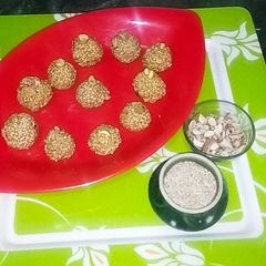 A picture of Til Gud Ladoo.