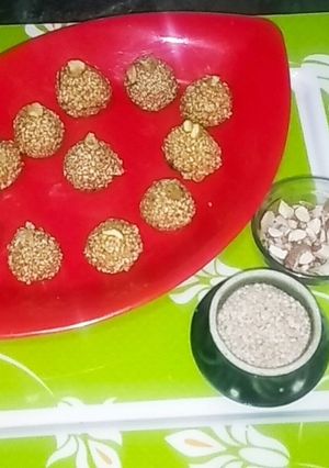 A picture of Til Gud Ladoo.