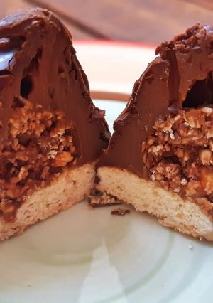 Una foto de Conitos de dulce de leche con ❤ de trufa