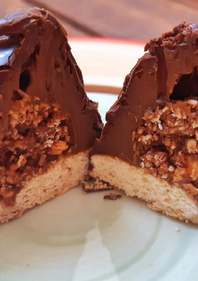 Una foto de Conitos de dulce de leche con ❤ de trufa
