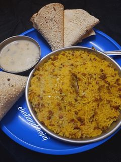 गुजराती खिचड़ी (gujarati khichdi recipe in marathi) रेसिपी चे मुख्य फोटो