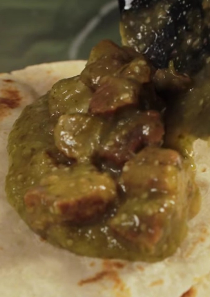 Una foto de Chicharrón en salsa verde