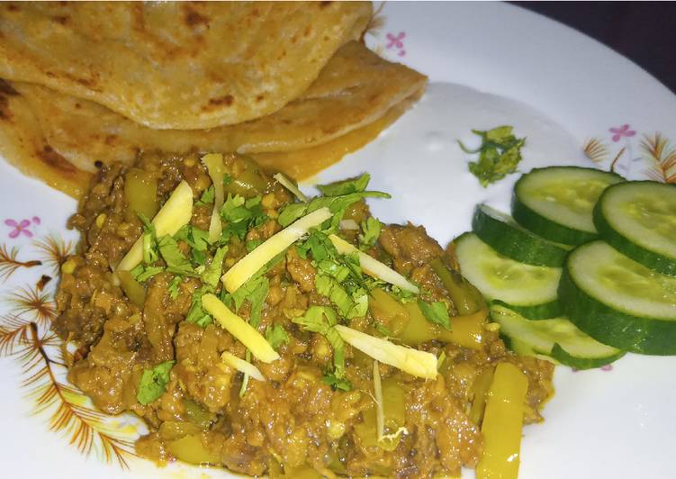 Step-by-Step Guide to Prepare Favorite Green chilli Qeema