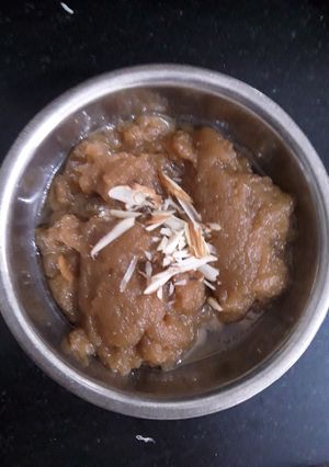 રાજગરાના લોટનો શીરો રેસીપી મુખ્ય ફોટો