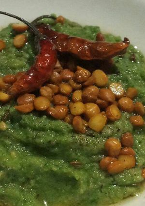 A picture of Guava chutney.