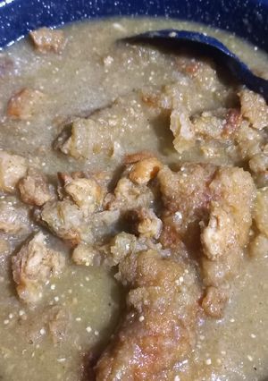 Una foto de Chicharrón en salsa verde