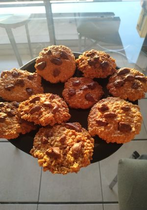 Una foto de Galletas de avena y chips de chocolate