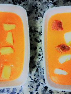 Una foto de Salmorejo con manzana de mi madre