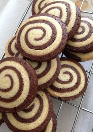 A picture of Pinwheel cookies.