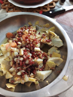 Una foto de Alcachofas con jamón
