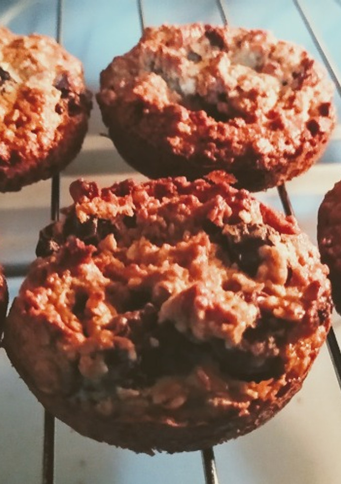 Una foto de Tortitas de Almendras, Avena y Pasas Para el Desayuno