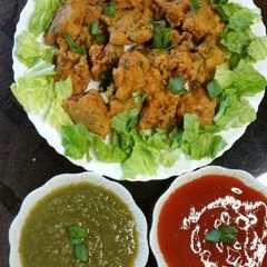 A picture of Spaghetti pakode.