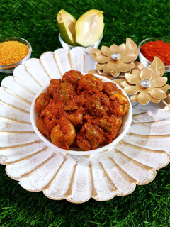 ગુંદાનું અથાણું (Gunda Athanu recipe in Gujarati) રેસીપી મુખ્ય ફોટો