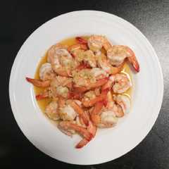 A picture of Udang bawang putih.