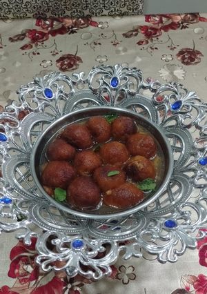 गुलाब जामुन (Gulab Jamun recipe in Hindi) रेसिपी मुख्य फोटो