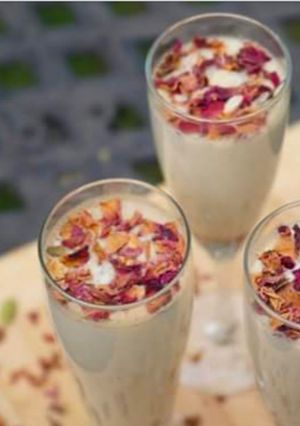 A picture of Sweet lassi.