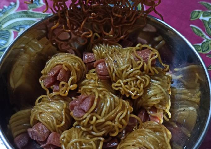 Sosis Gulung Indomie Goreng