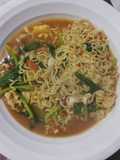 Mie Kuah Sawi Tomat Pedas