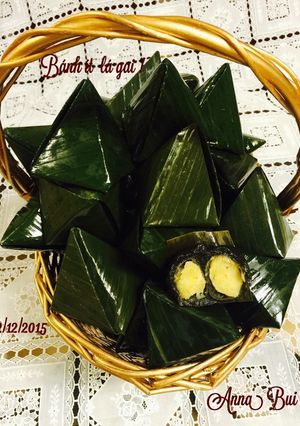 Hình của món Bánh ít lá gai !.