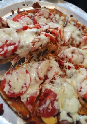 A picture of Pizza.