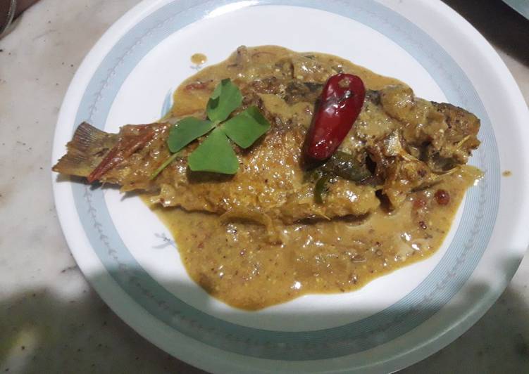Recipe of Quick Telapia mustard seeds paste curry