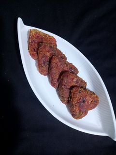 फाइबर युक्त चुकंदर कटलेट (Chukandar Cutlet recipe in Hindi) रेसिपी मुख्य फोटो