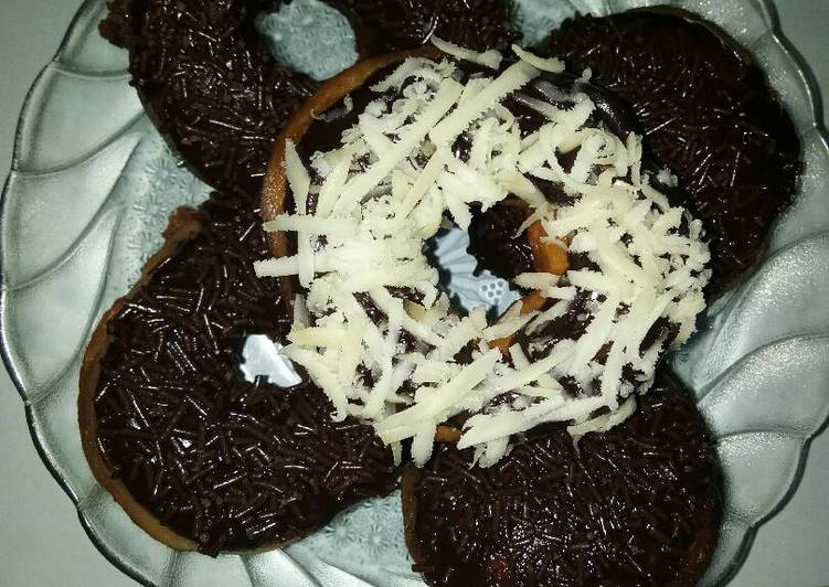 Bagaimana Menyiapkan Donat empuk, Lezat Sekali