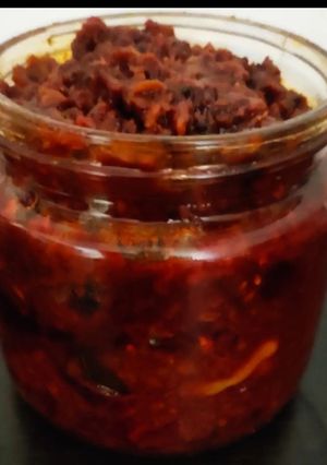 A picture of Mango ginger pickle (Ma inji).