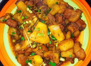 Hình của món Ba Chỉ Heo Kho Dứa (Thơm).