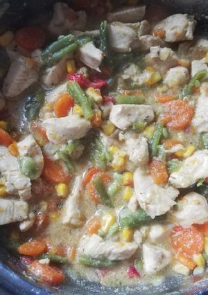 Párolt zöldséges csirke recept fotója