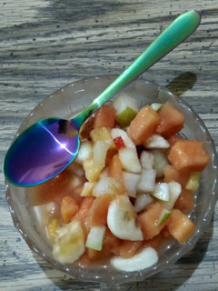 Una foto de Cocktail de frutas