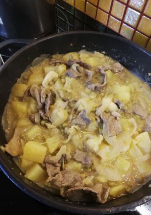 Una foto de Guiso de patatas con ternera a mi manera