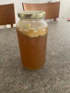 A picture of Chicken Stock.