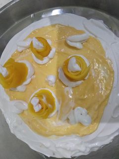 मँगो केक (Mango cake recipe in marathi) रेसिपी चे मुख्य फोटो 