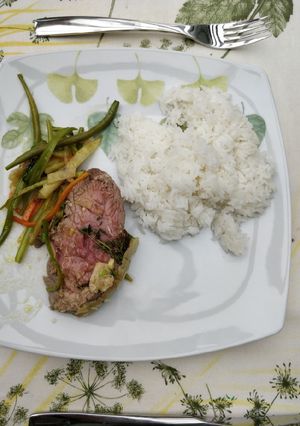 Hình của món Thịt bò nướng kính gió kiểu âu châu.
