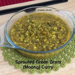 A picture of Sprouted Green Gram (Moong) Curry.