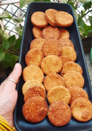 A picture of Meethi mathris.