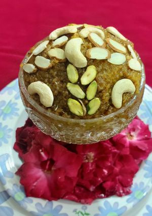A picture of FADA LAPSE - BROKEN WHEAT HALWA in Pressure cooker.