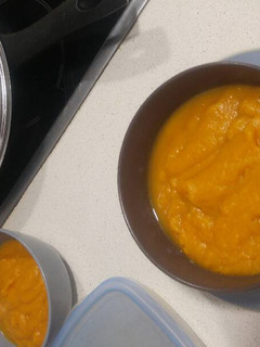 Una foto de Crema naranja