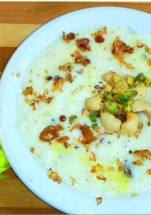 A picture of Rice kheer.