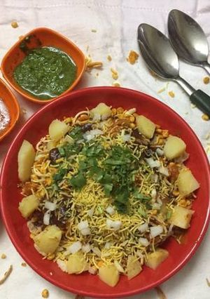 भेल घोटाला (bhel ghotala recipe in hindi) रेसिपी मुख्य फोटो