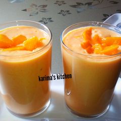 A picture of Mango smoothie.