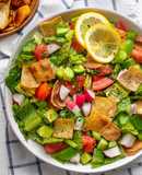 LEBANESE FATTOUSH SALAD by @senoreetarh