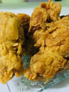 รูปของ ปีกบนไก่ชุบแป้งทอด (คล้ายๆ kfc)