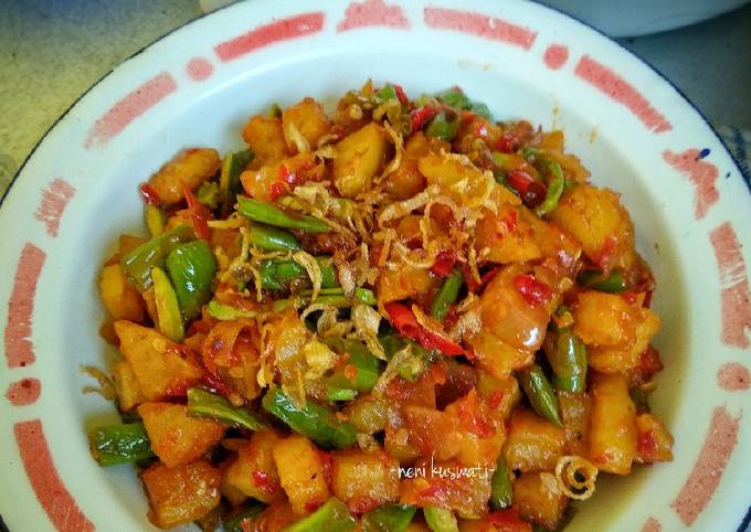 Anti Ribet, Memasak Sambal Goreng Kentang Buncis Ekonomis Untuk Dijual