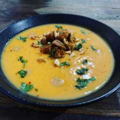 Une photo de Velouté patate douce cacahuètes