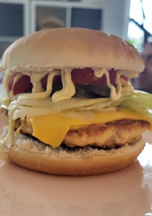 A picture of Chicken burger 🍔.